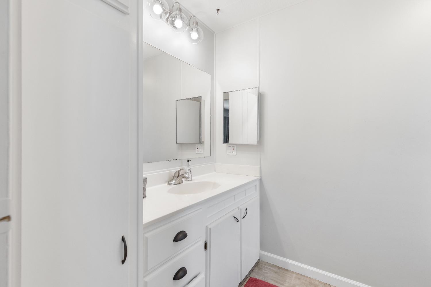 Detail Gallery Image 13 of 25 For 7 Rimma Way, Roseville,  CA 95661 - 2 Beds | 2 Baths