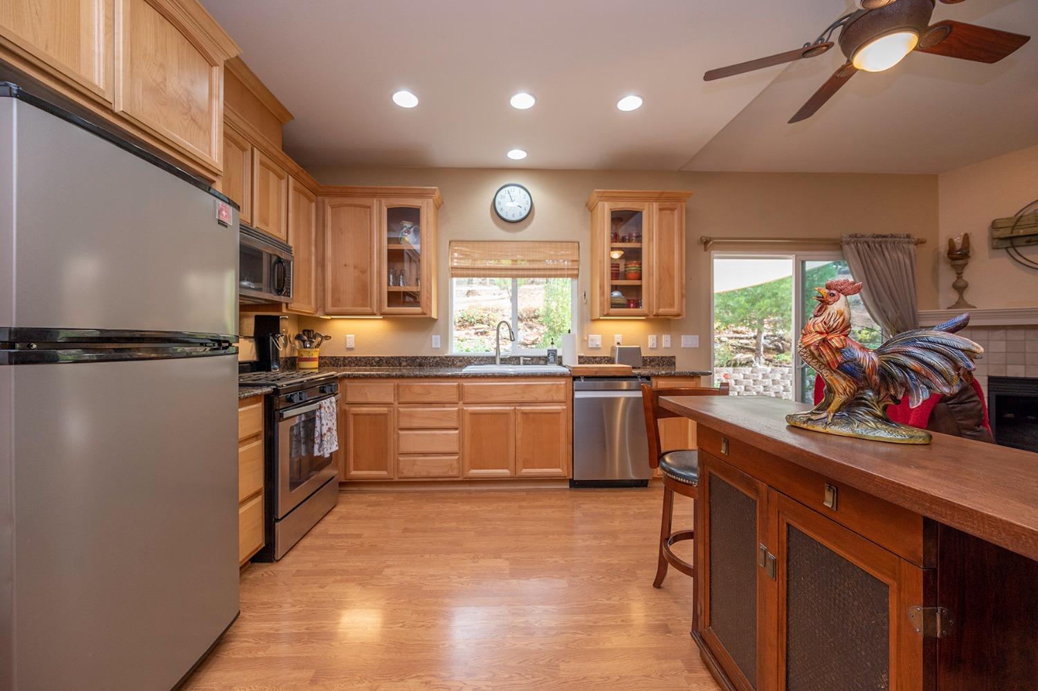 Detail Gallery Image 15 of 42 For 6460 Deer Canyon Ct, Placerville,  CA 95667 - 3 Beds | 2 Baths