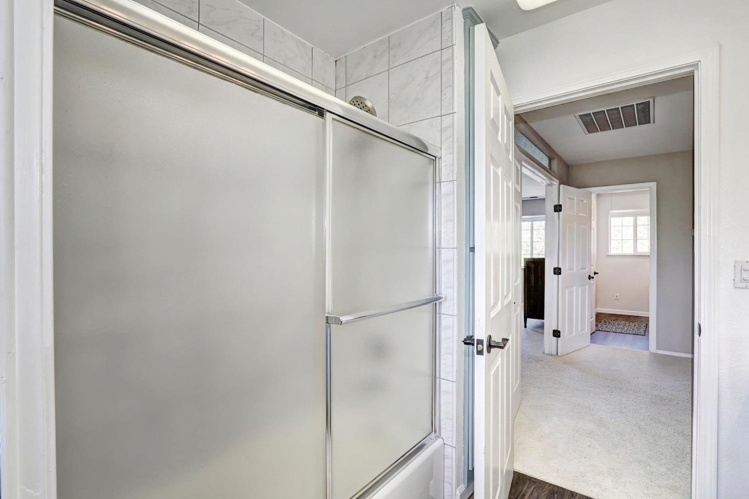 Detail Gallery Image 57 of 97 For 2873 Butler Ln, Valley Springs,  CA 95252 - 5 Beds | 3/1 Baths