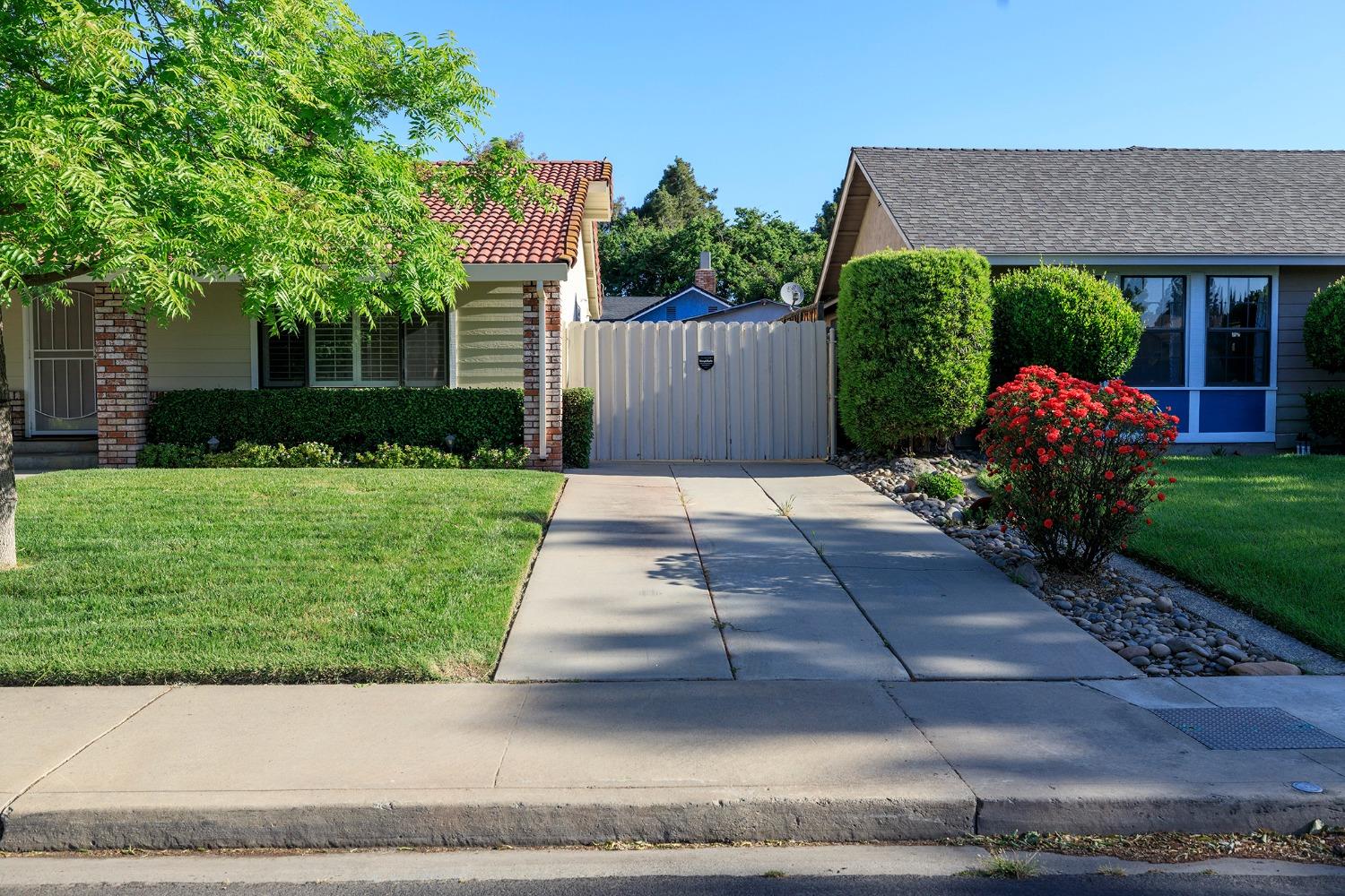 Woodbine Drive, Modesto, California image 4