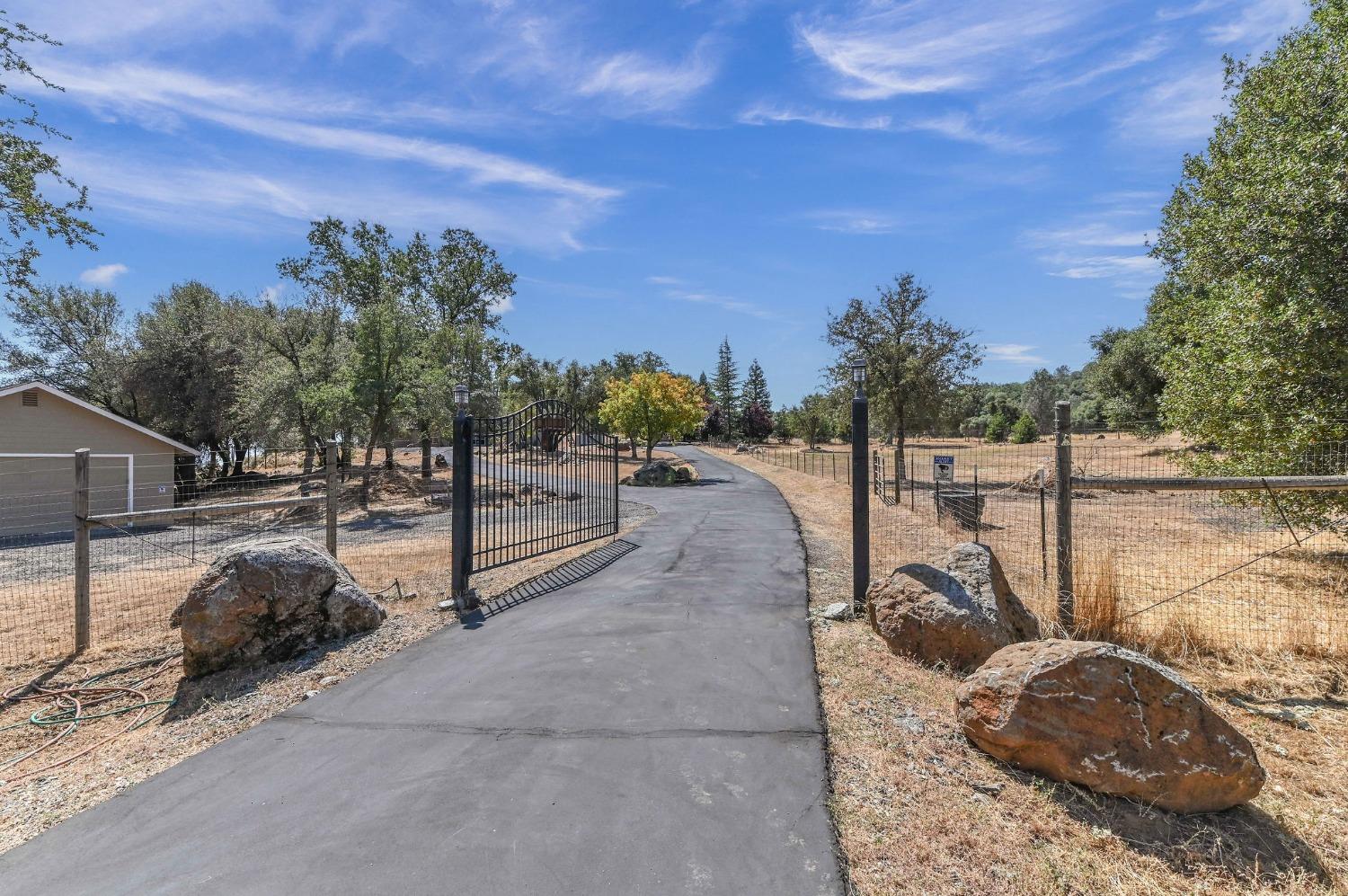 Detail Gallery Image 58 of 75 For 18051 Yosemite, Tuolumne,  CA 95379 - 3 Beds | 3/1 Baths