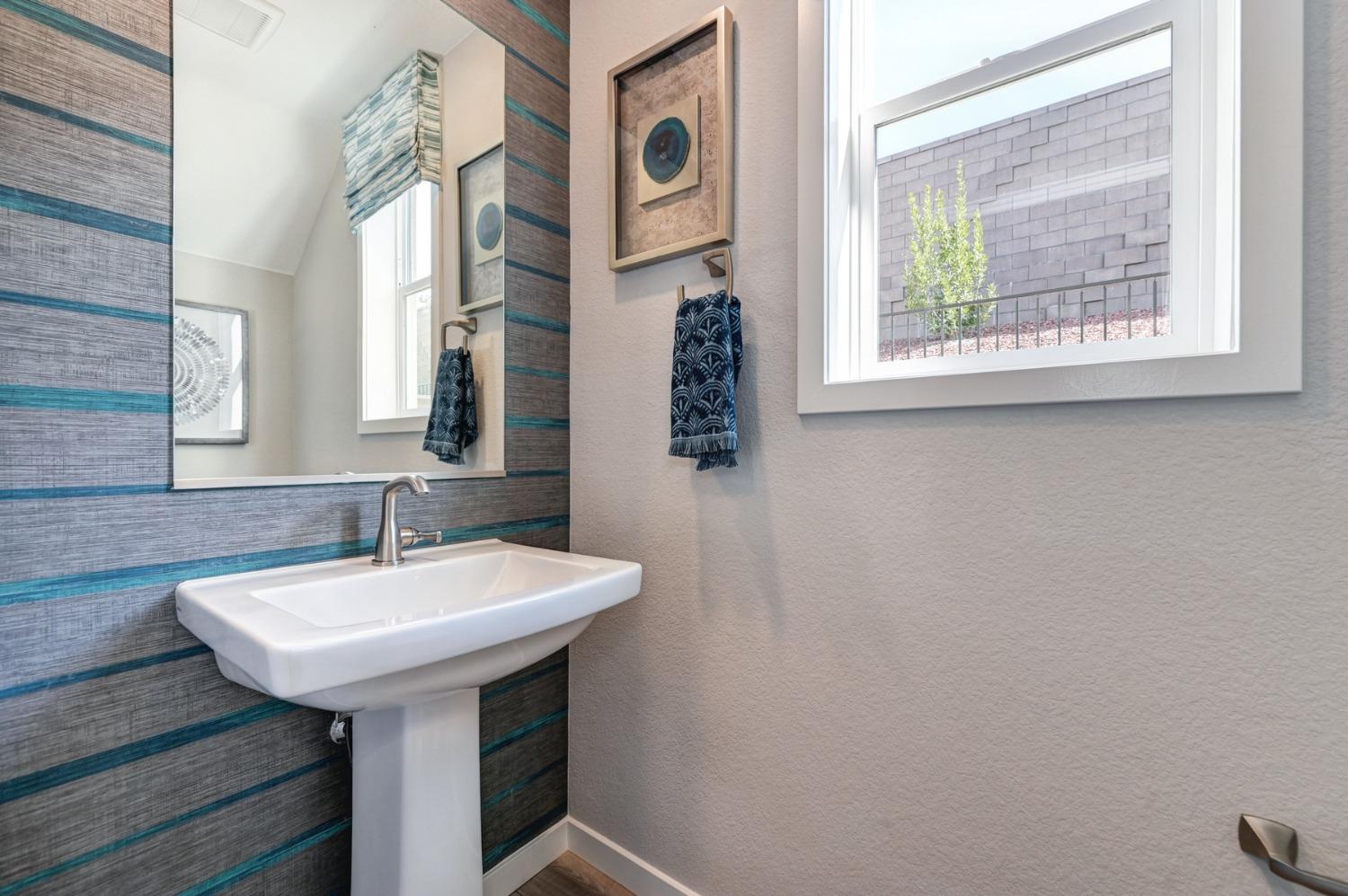 Detail Gallery Image 33 of 34 For 3416 Magnolia Way, Folsom,  CA 95630 - 3 Beds | 2/1 Baths