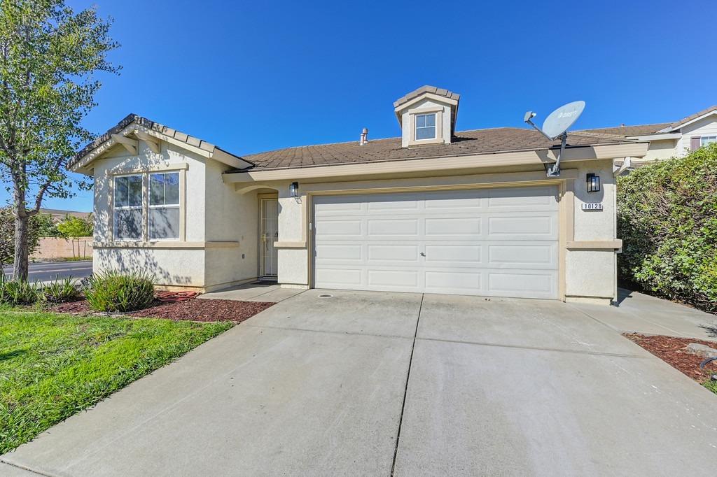 Detail Gallery Image 1 of 32 For 10128 Wexted Way, Elk Grove,  CA 95757 - 3 Beds | 2 Baths