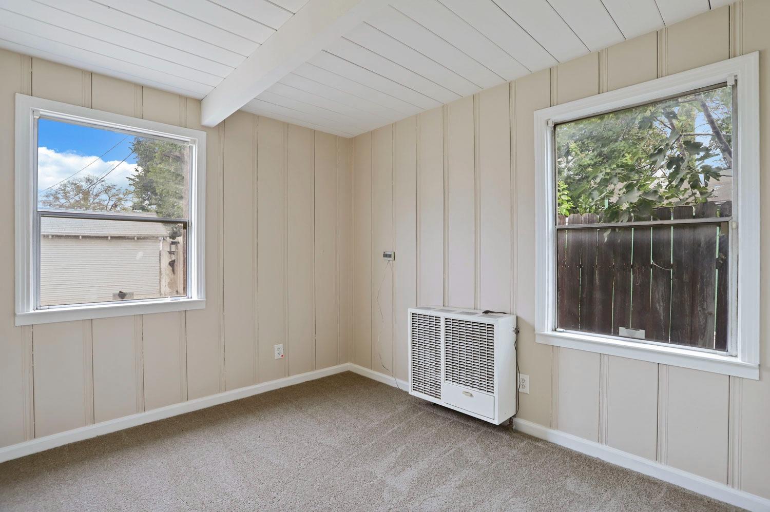 Detail Gallery Image 31 of 36 For 201 E Ellis St, Stockton,  CA 95204 - 3 Beds | 2 Baths