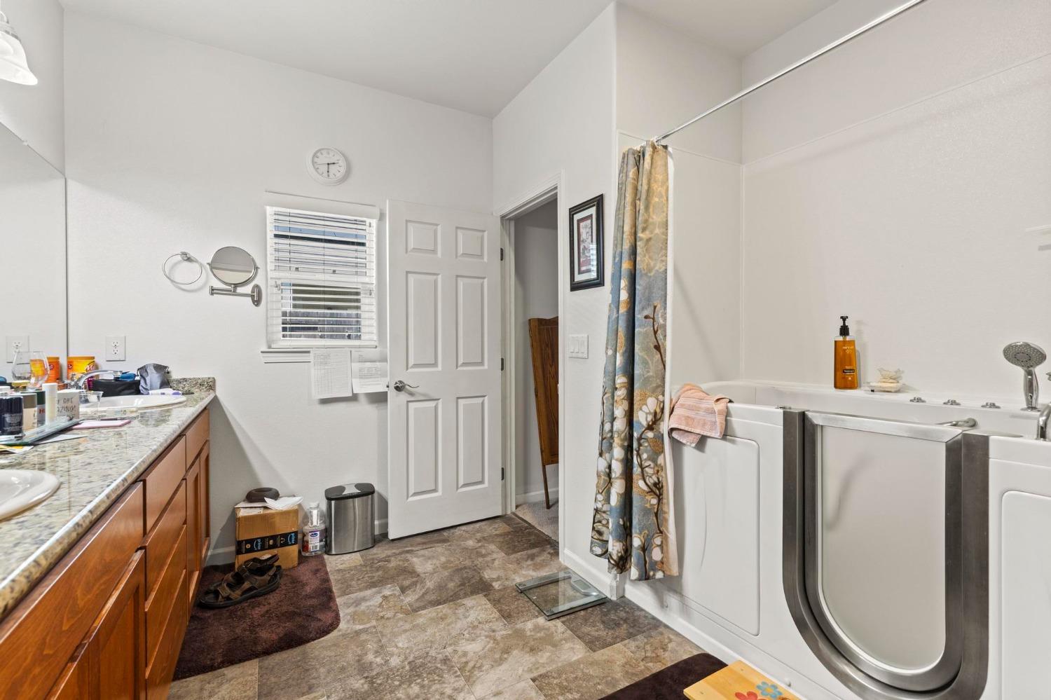 Detail Gallery Image 20 of 36 For 2099 Moss Glen Loop, Marysville,  CA 95901 - 4 Beds | 2 Baths