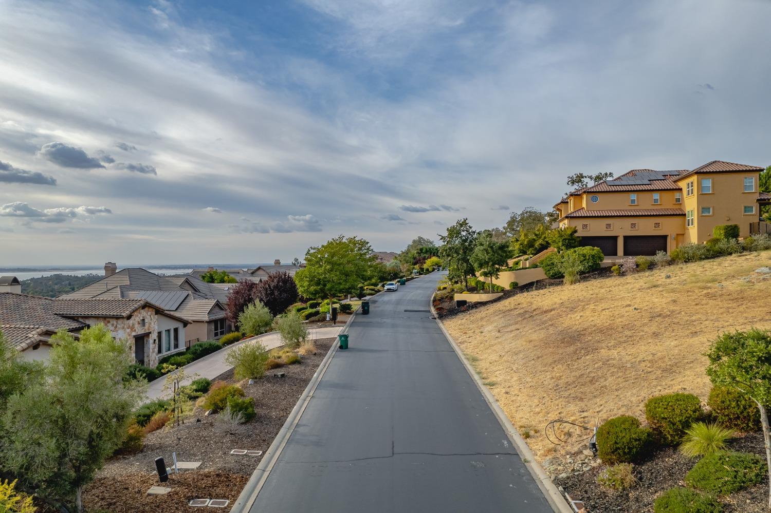 Detail Gallery Image 10 of 55 For 5207 Breese Cir, El Dorado Hills,  CA 95762 - – Beds | – Baths