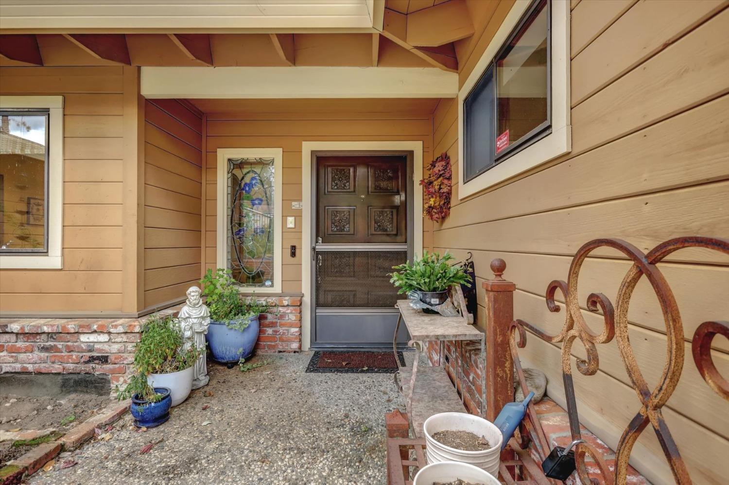 Detail Gallery Image 2 of 84 For 11659 Pamela Dr, Grass Valley,  CA 95949 - 3 Beds | 2/1 Baths