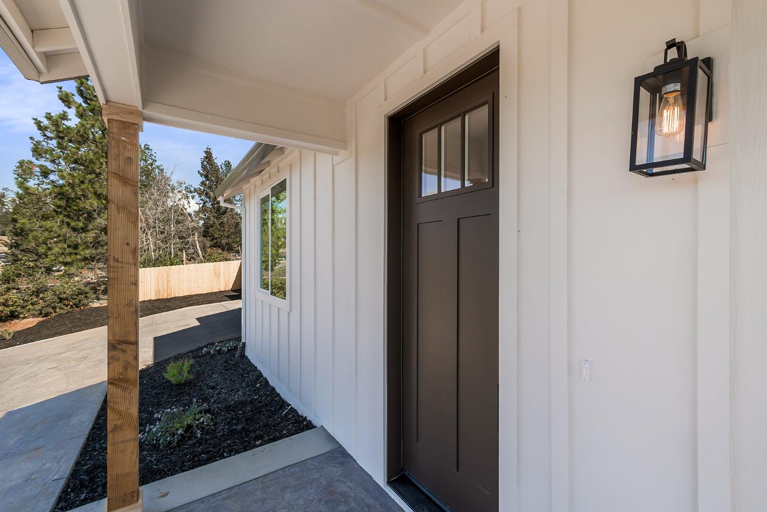 Detail Gallery Image 6 of 50 For 330 Redbud Dr, Paradise,  CA 95969 - 3 Beds | 2 Baths