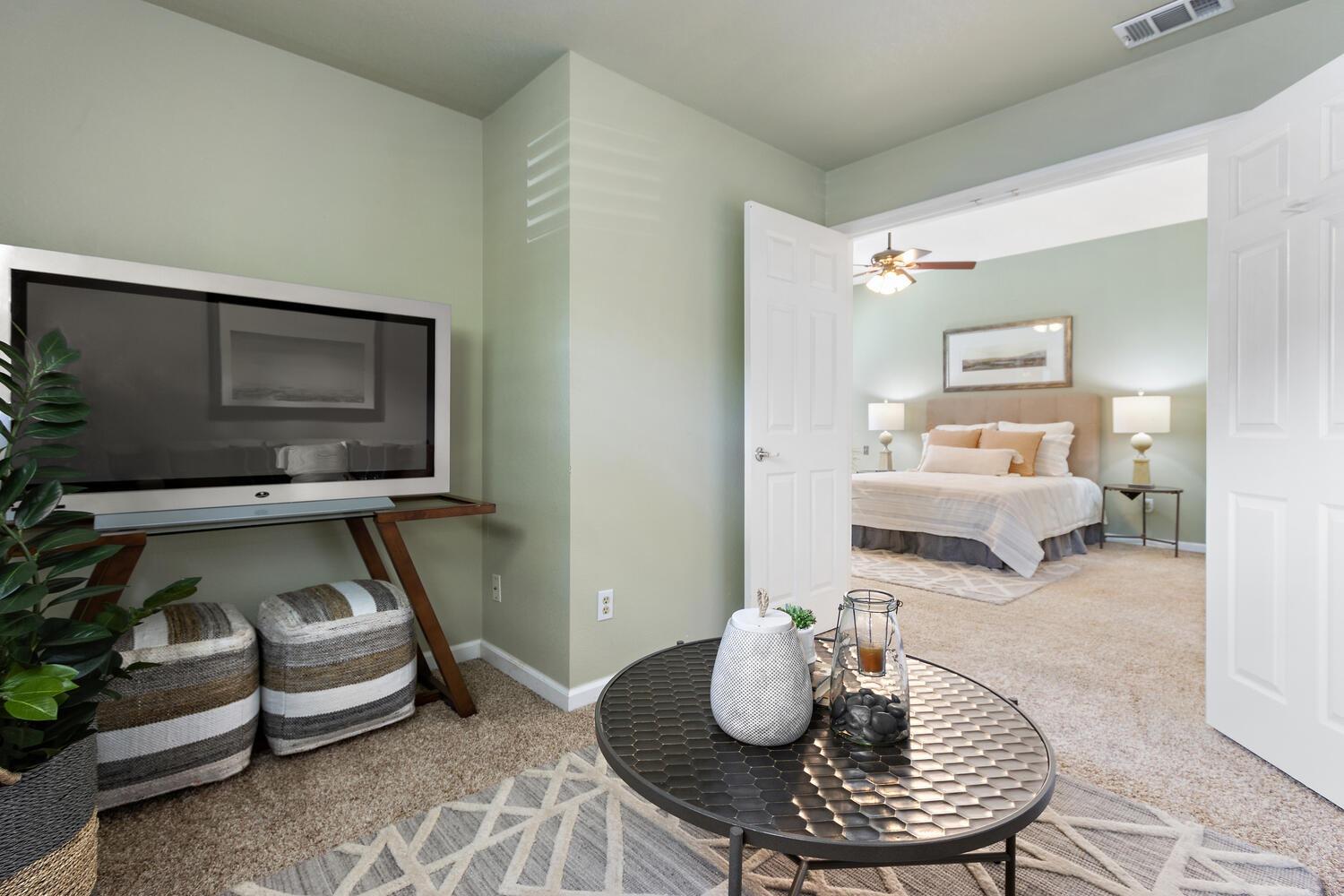 Detail Gallery Image 24 of 41 For 7455 Castano Way, Sacramento,  CA 95831 - 4 Beds | 2/1 Baths