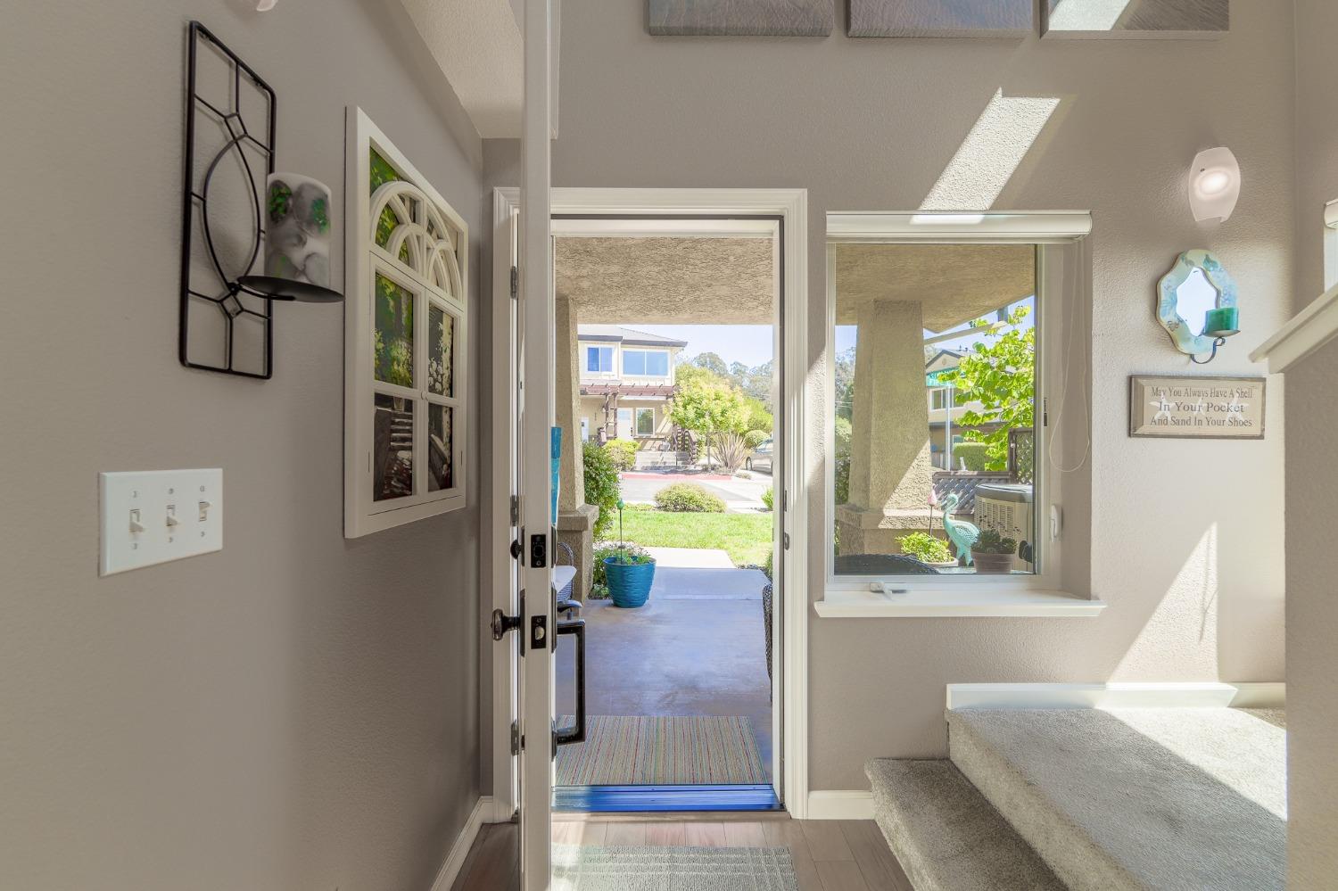 Detail Gallery Image 11 of 47 For 117 Fife Ln, Aptos,  CA 95003 - 3 Beds | 2/1 Baths