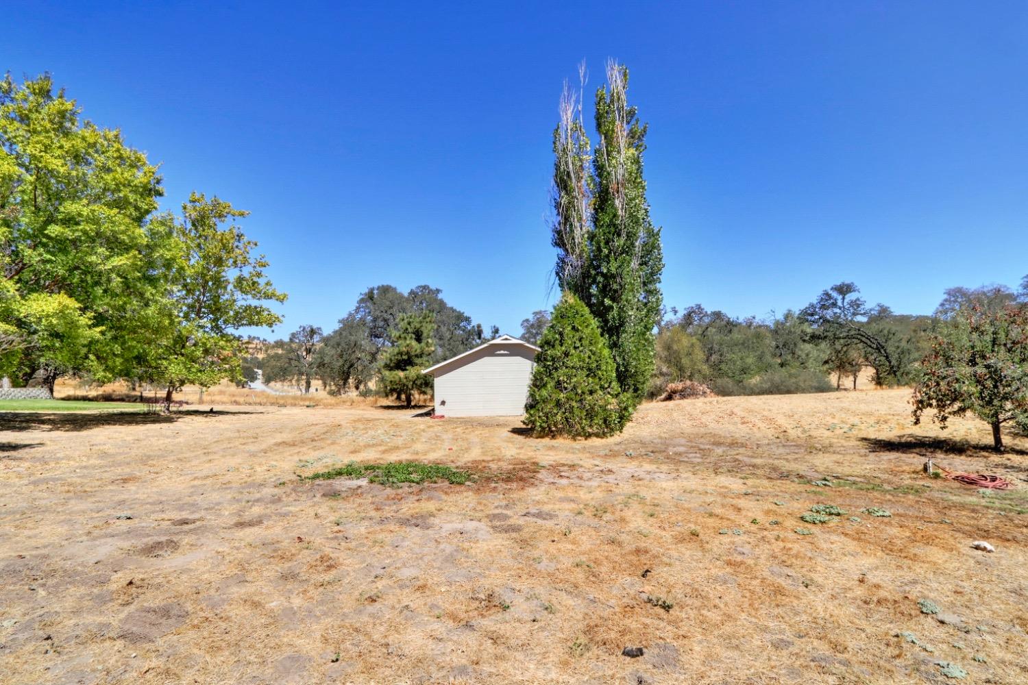 Detail Gallery Image 82 of 97 For 2873 Butler Ln, Valley Springs,  CA 95252 - 5 Beds | 3/1 Baths