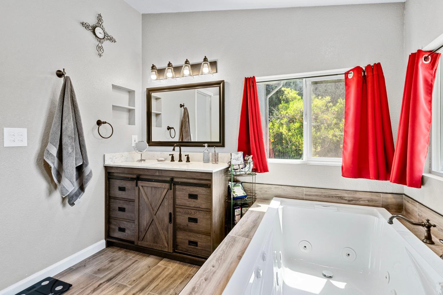 Detail Gallery Image 30 of 47 For 16543 Frymire Rd, Oakdale,  CA 95361 - 3 Beds | 2 Baths