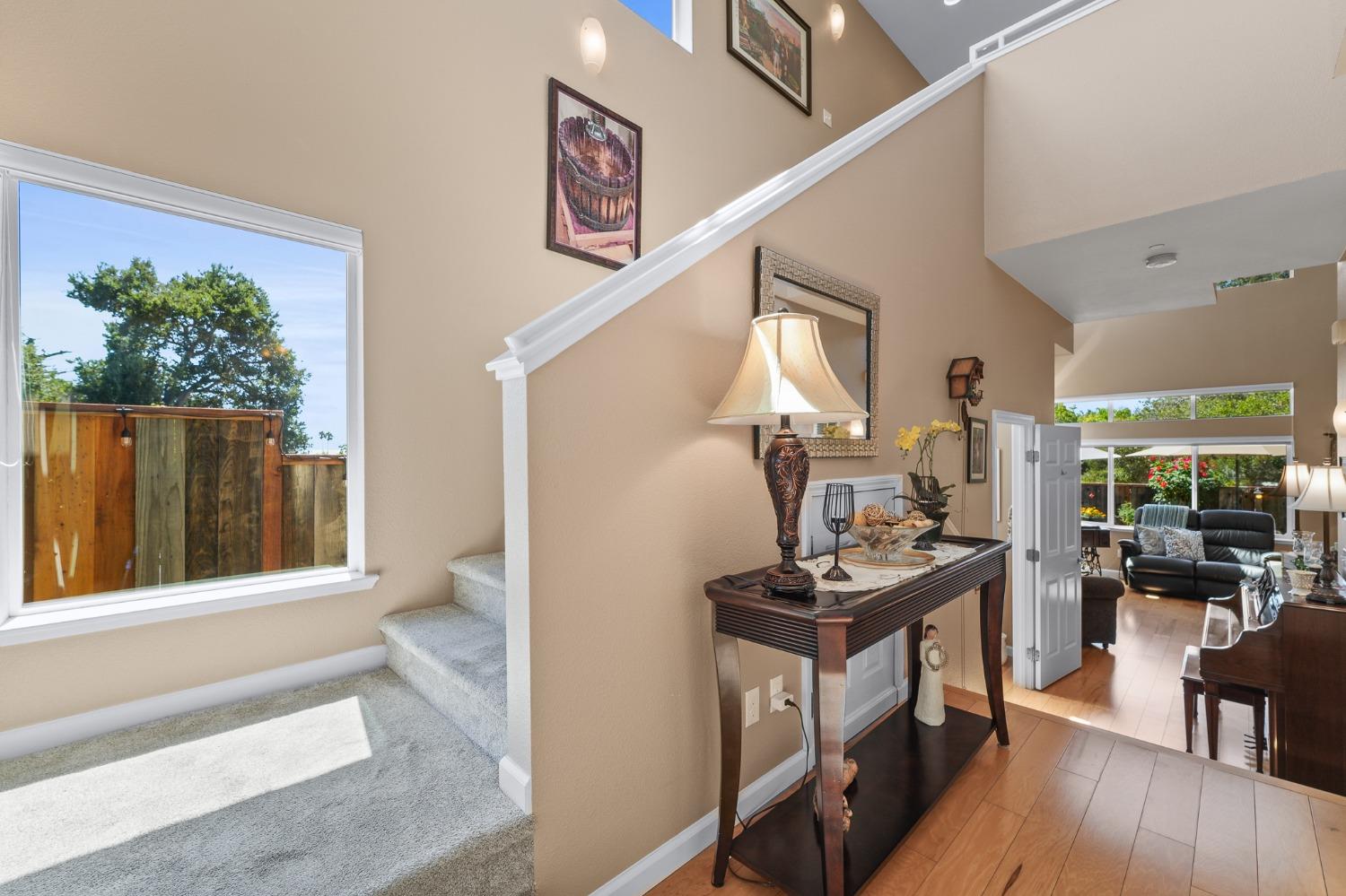 Detail Gallery Image 12 of 47 For 117 Fife Ln, Aptos,  CA 95003 - 3 Beds | 2/1 Baths