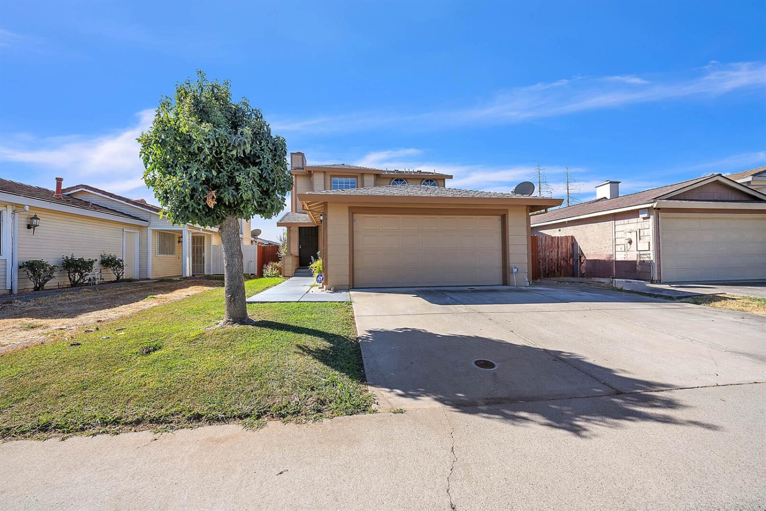 Detail Gallery Image 1 of 1 For 6007 Stacy Ave, Sacramento,  CA 95823 - 3 Beds | 2/1 Baths