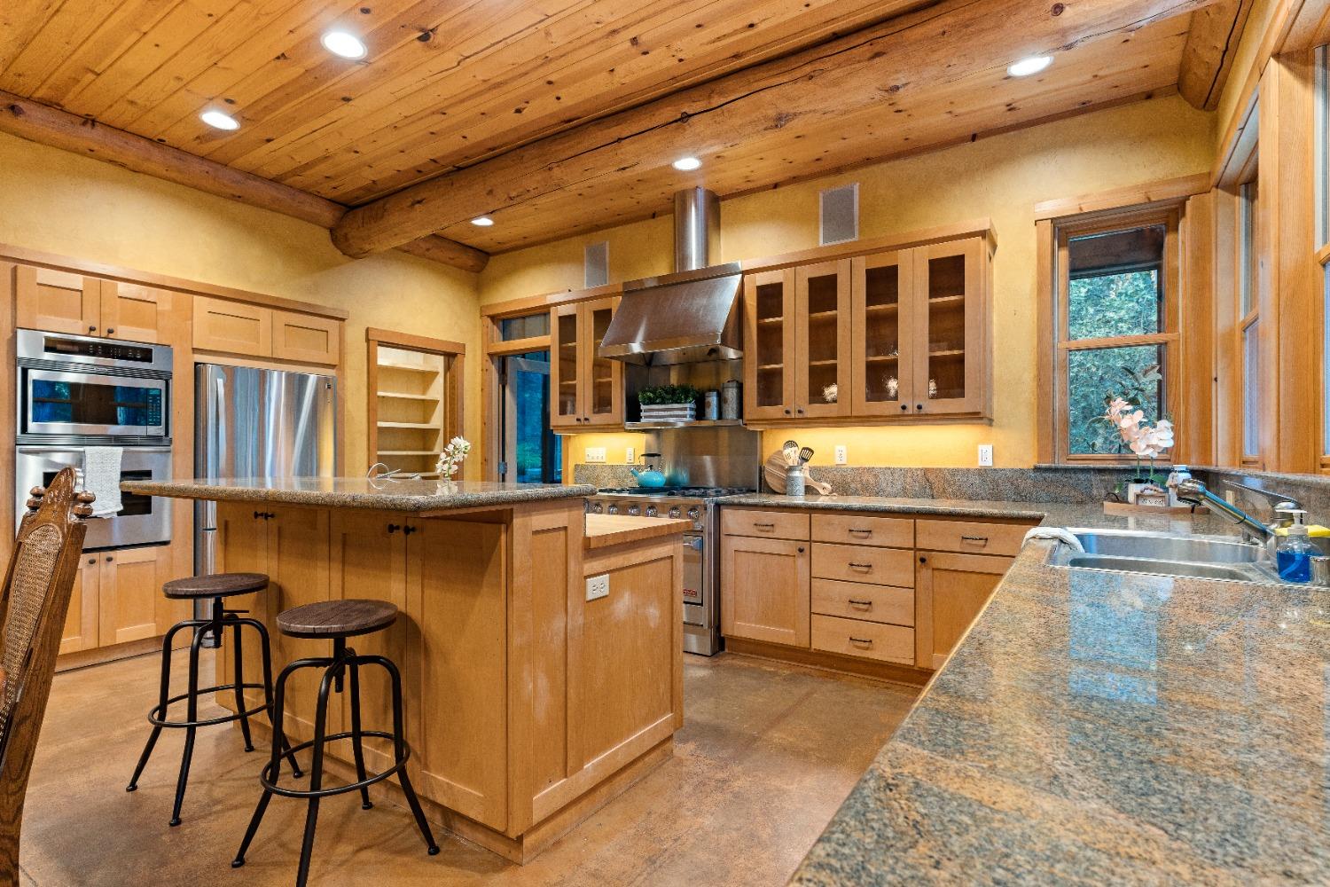 Detail Gallery Image 21 of 99 For 10895 Scotts Flat Dam Road, Nevada City,  CA 95959 - 3 Beds | 2 Baths