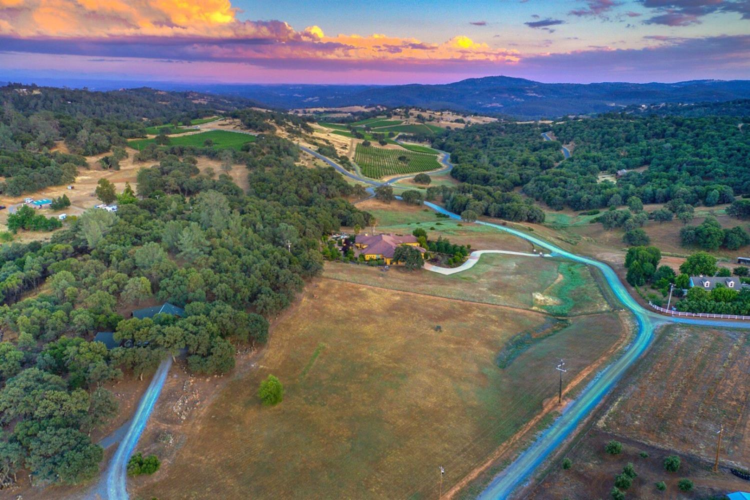 Detail Gallery Image 82 of 87 For 3645 Tri Family Rd, Pilot Hill,  CA 95664 - 4 Beds | 4/1 Baths