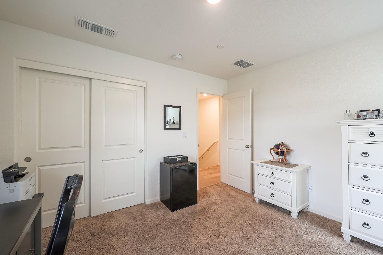 Detail Gallery Image 29 of 59 For 190 Korbel Ave, Merced,  CA 95348 - 3 Beds | 2/1 Baths