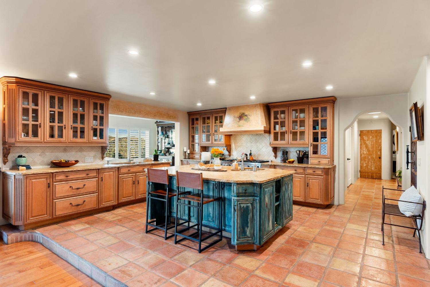 Detail Gallery Image 18 of 68 For 5050 Glory View Dr, Placerville,  CA 95667 - 4 Beds | 3/1 Baths