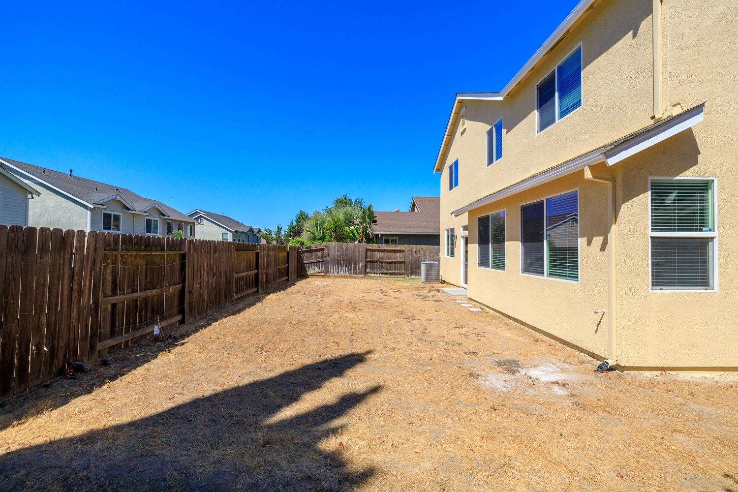 Detail Gallery Image 52 of 63 For 13210 Waterway Dr, Waterford,  CA 95386 - 6 Beds | 3 Baths