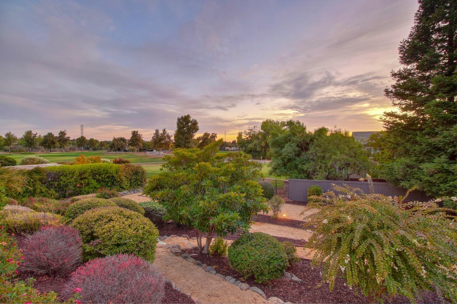 Detail Gallery Image 9 of 82 For 8132 Anastasia Way, El Dorado Hills,  CA 95762 - 4 Beds | 2/1 Baths