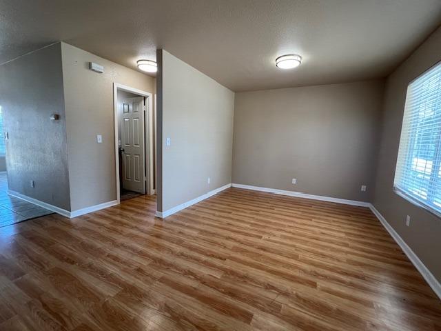 Detail Gallery Image 5 of 25 For 8989 Vista Campo Way, Elk Grove,  CA 95758 - 3 Beds | 2/1 Baths