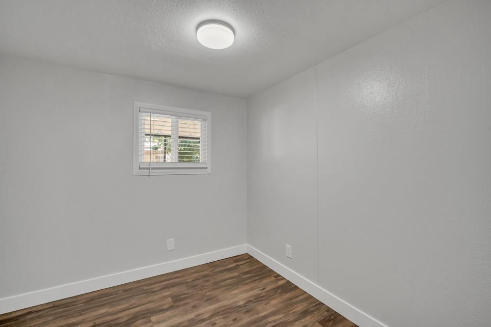 Detail Gallery Image 15 of 51 For 10035 Mills Station Rd 32, Sacramento,  CA 95827 - 3 Beds | 2 Baths