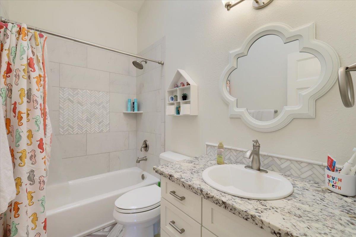 Detail Gallery Image 19 of 26 For 554 Camino Cortez, Yuba City,  CA 95993 - 3 Beds | 2 Baths