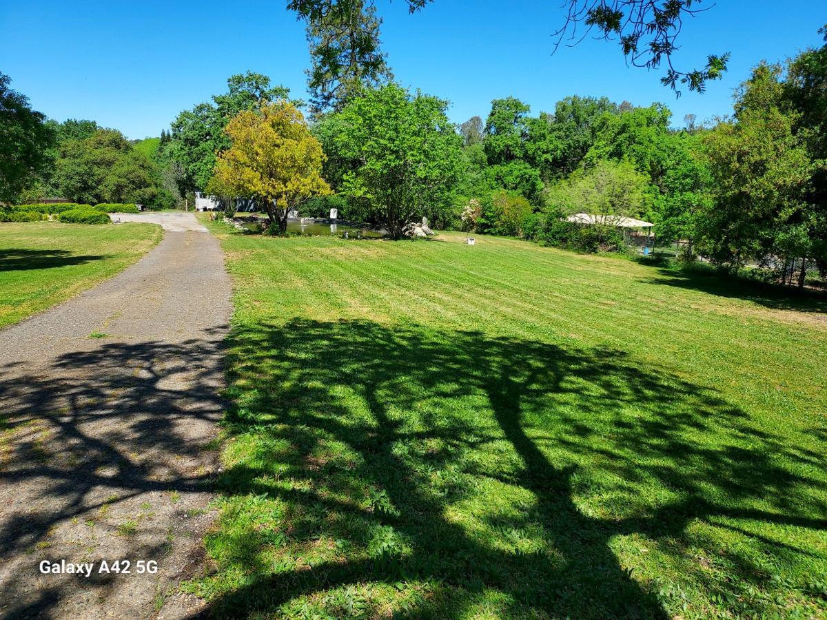 Detail Gallery Image 11 of 49 For 1430 Auburn Ravine Rd, Auburn,  CA 95603 - 5 Beds | 2 Baths