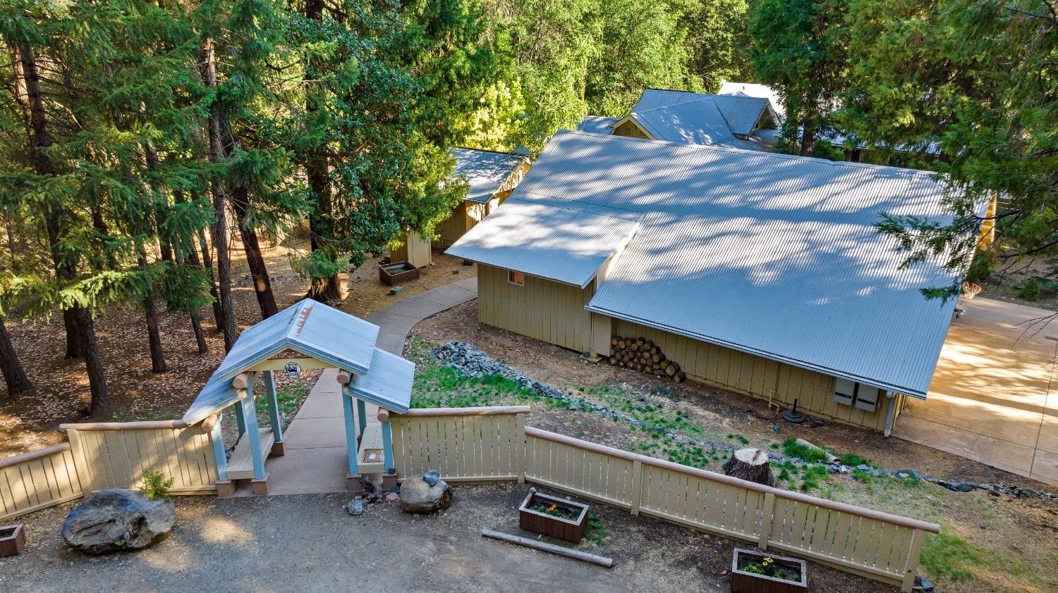 Detail Gallery Image 95 of 99 For 10895 Scotts Flat Dam Road, Nevada City,  CA 95959 - 3 Beds | 2 Baths