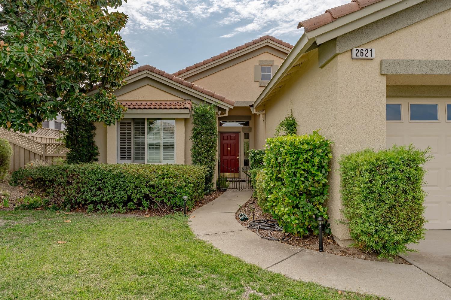 Detail Gallery Image 2 of 50 For 2621 Winding Way, Lincoln,  CA 95648 - 2 Beds | 2 Baths