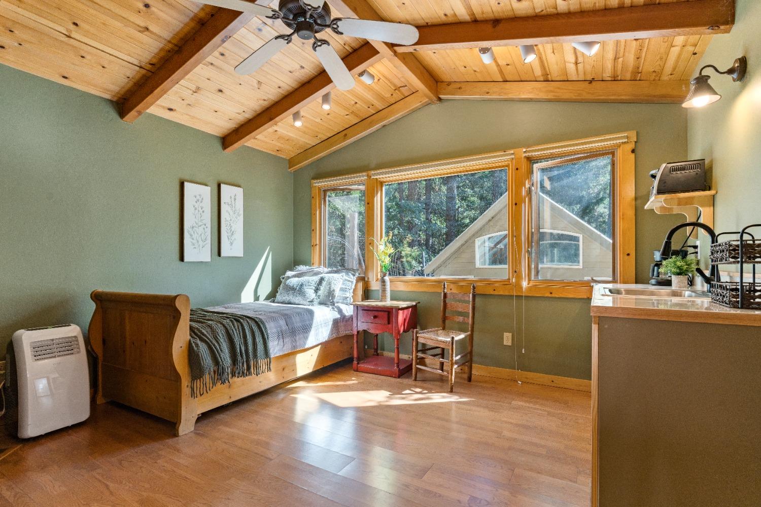 Detail Gallery Image 62 of 99 For 10895 Scotts Flat Dam Road, Nevada City,  CA 95959 - 3 Beds | 2 Baths