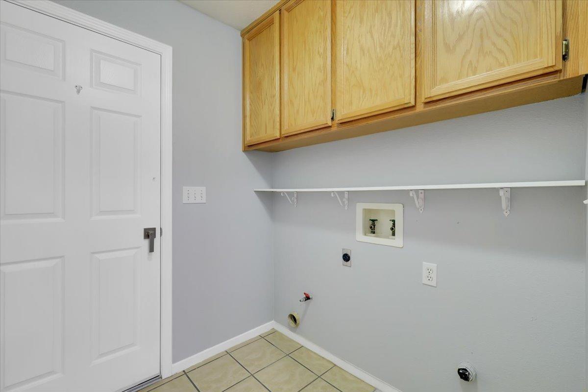 Detail Gallery Image 29 of 52 For 183 Lonely Oak St, Yuba City,  CA 95991 - 4 Beds | 2 Baths