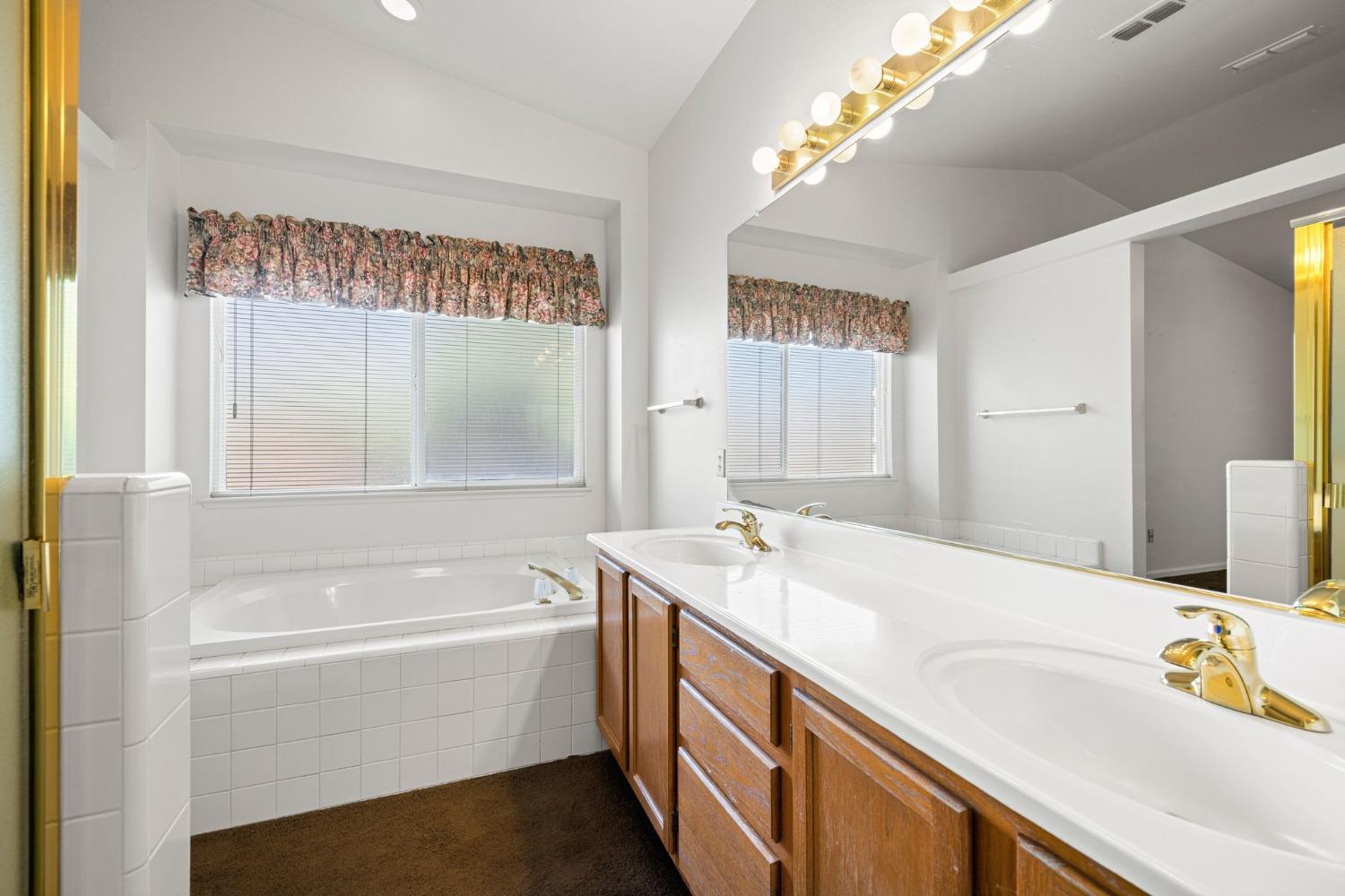 Detail Gallery Image 37 of 47 For 1110 Yolanda Dr, Yuba City,  CA 95993 - 3 Beds | 2 Baths