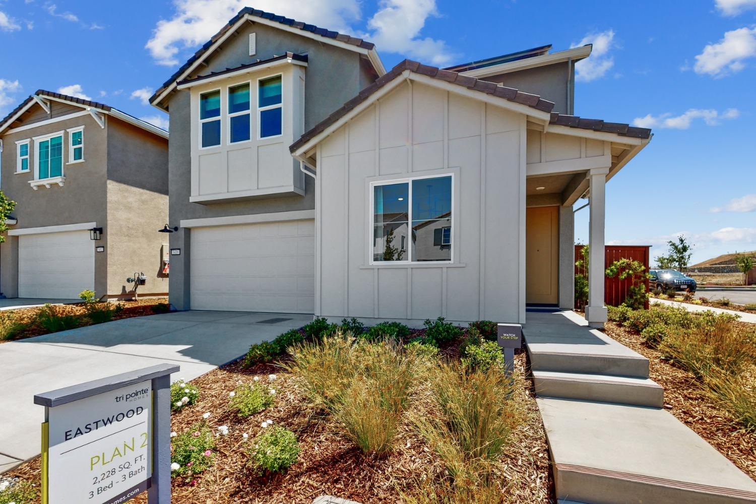 Detail Gallery Image 1 of 33 For 3416 Shakers Ridge Way, Folsom,  CA 95630 - 3 Beds | 3 Baths