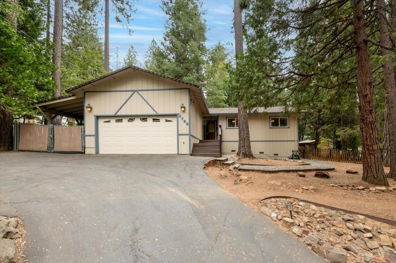 Detail Gallery Image 1 of 32 For 5760 Sierra Springs Dr, Pollock Pines,  CA 95726 - 3 Beds | 2 Baths