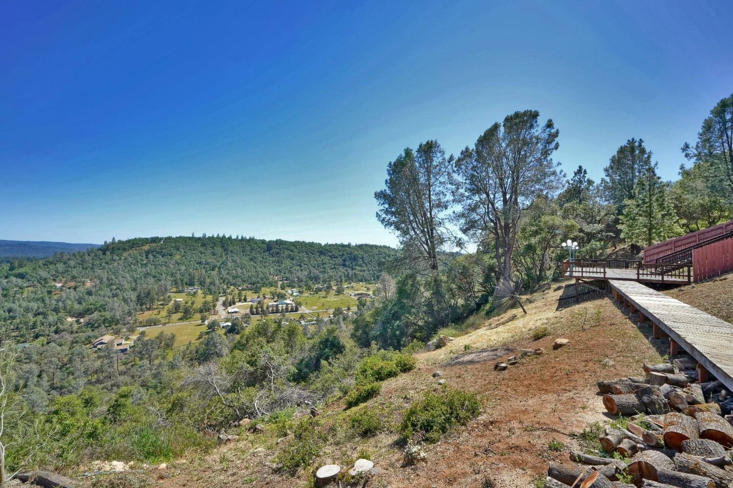 Detail Gallery Image 37 of 41 For 3881 Thorson Dr, Placerville,  CA 95667 - 3 Beds | 3 Baths