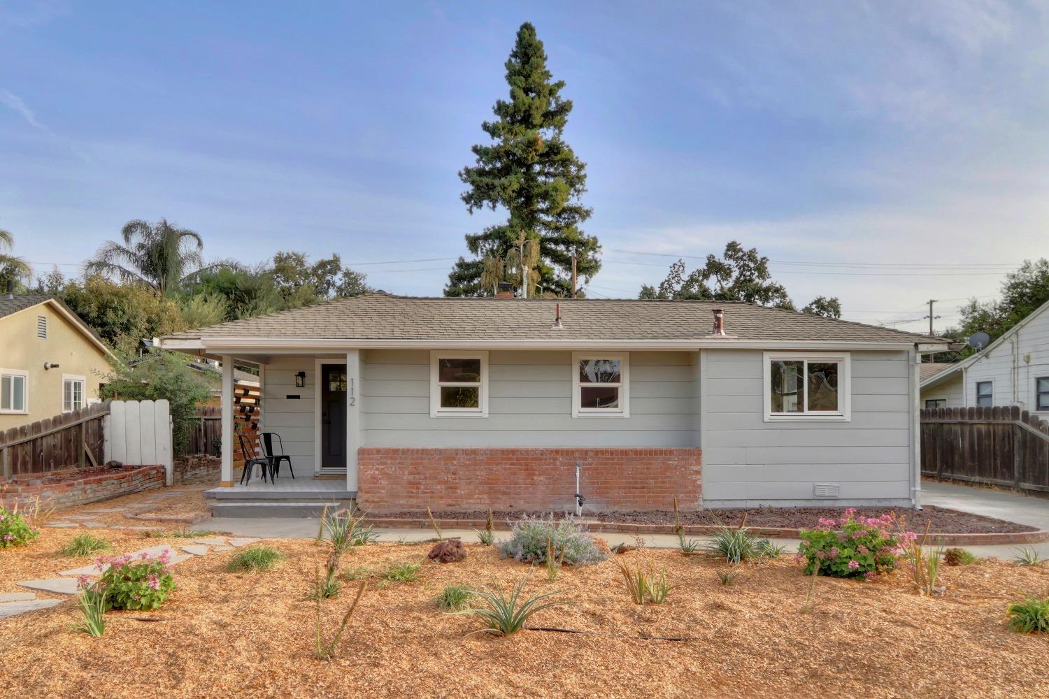 Detail Gallery Image 1 of 1 For 112 Clanton Ave, Woodland,  CA 95695 - 3 Beds | 2 Baths