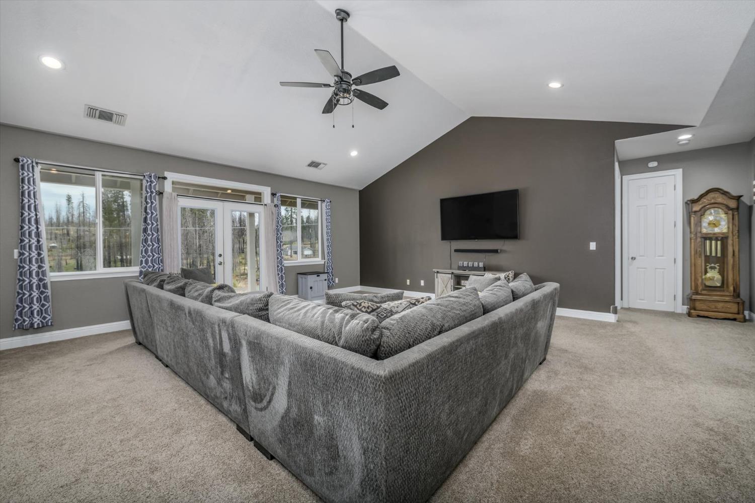 Detail Gallery Image 13 of 28 For 5180 Evergreen Dr, Grizzly Flats,  CA 95636 - 3 Beds | 2 Baths