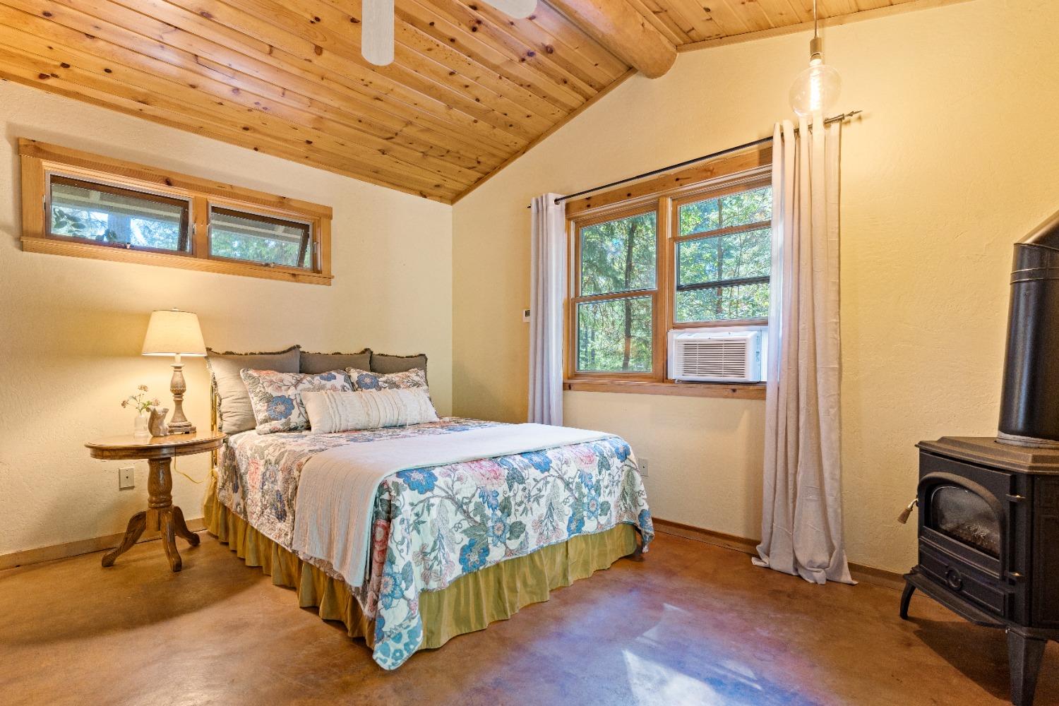 Detail Gallery Image 49 of 99 For 10895 Scotts Flat Dam Road, Nevada City,  CA 95959 - 3 Beds | 2 Baths