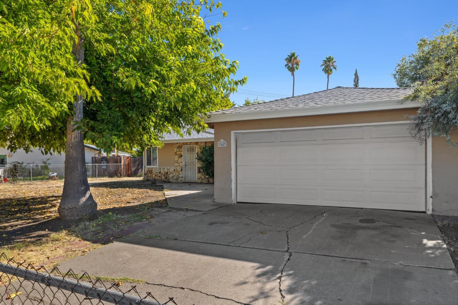 Detail Gallery Image 1 of 1 For 7657 Billings Way, Sacramento,  CA 95832 - 3 Beds | 2 Baths