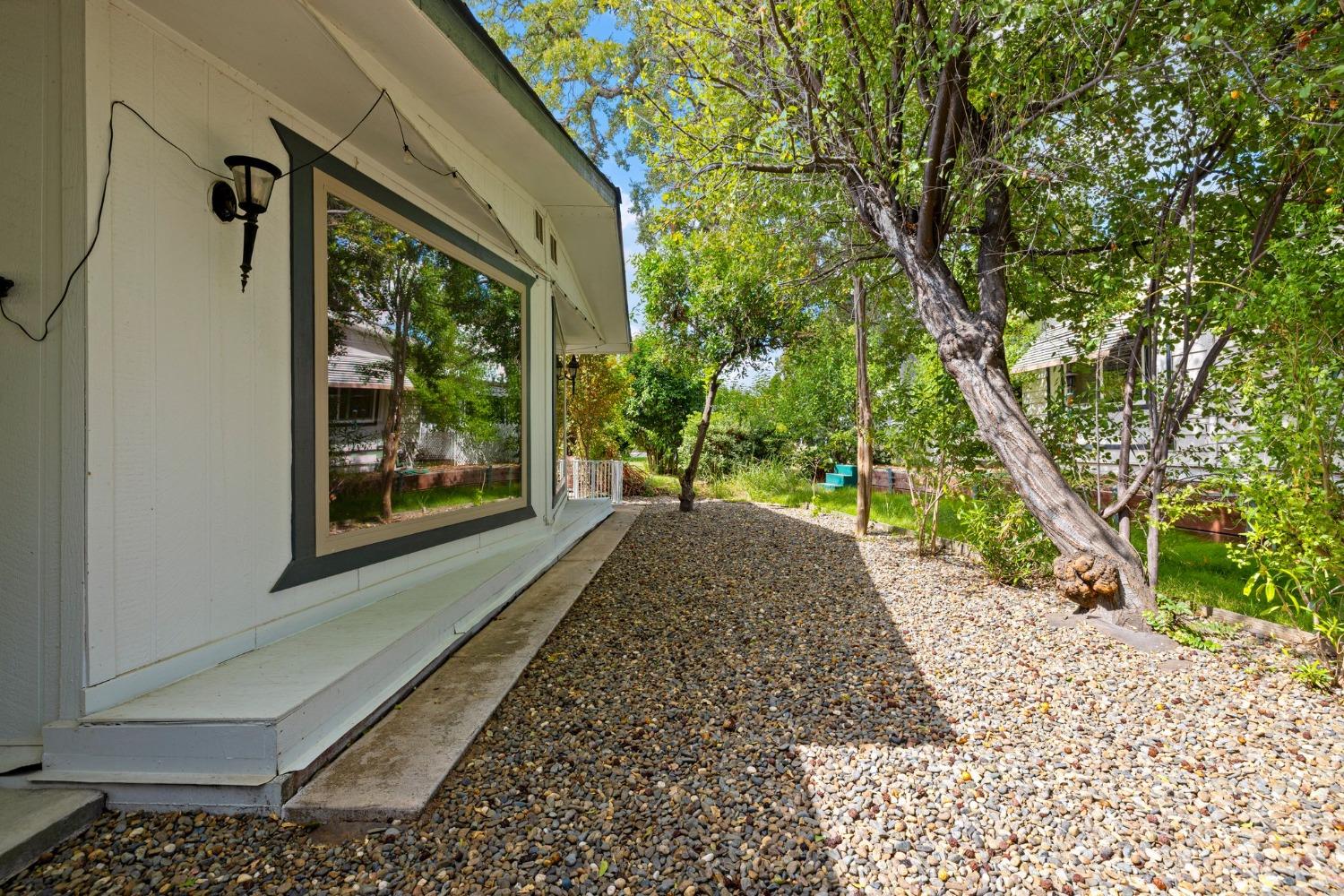 Detail Gallery Image 38 of 52 For 6732 Alden Ln, Citrus Heights,  CA 95621 - 2 Beds | 2 Baths