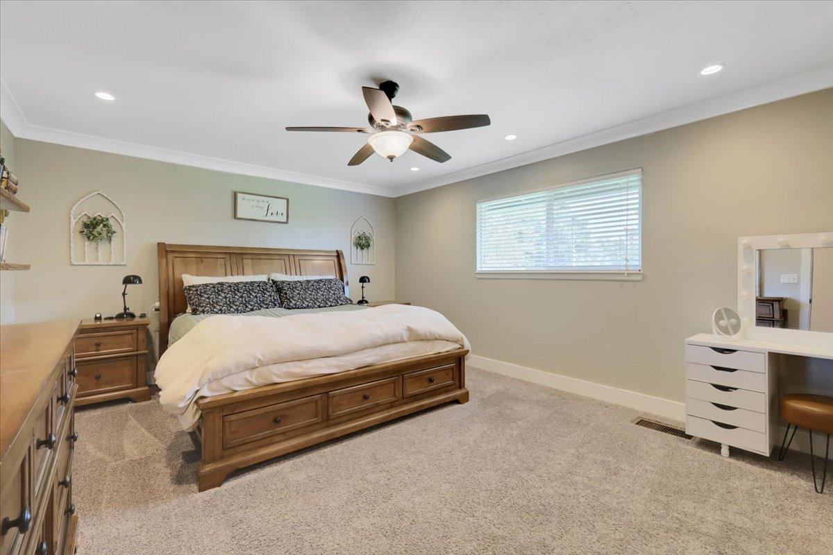 Detail Gallery Image 10 of 26 For 554 Camino Cortez, Yuba City,  CA 95993 - 3 Beds | 2 Baths