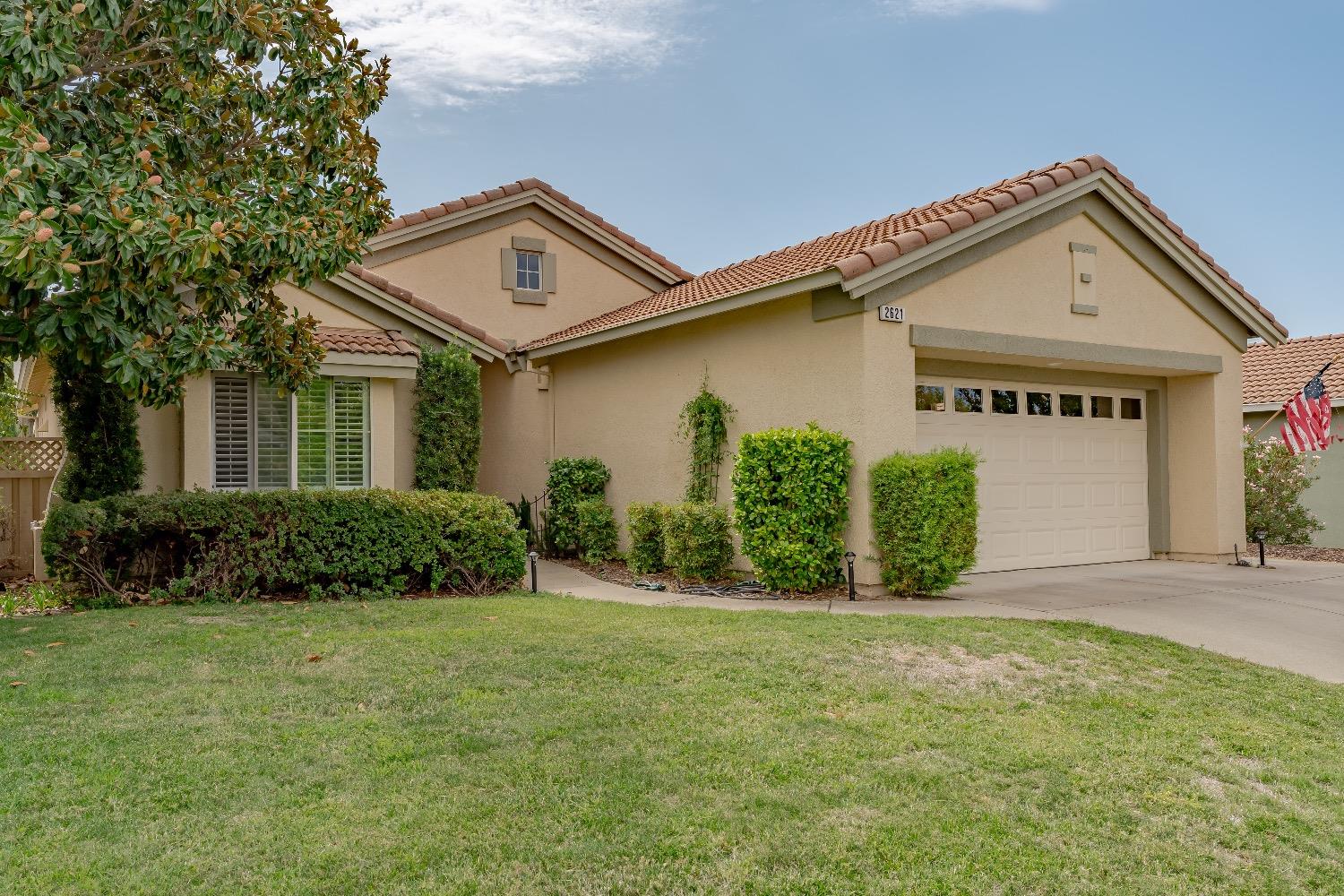 Detail Gallery Image 3 of 50 For 2621 Winding Way, Lincoln,  CA 95648 - 2 Beds | 2 Baths