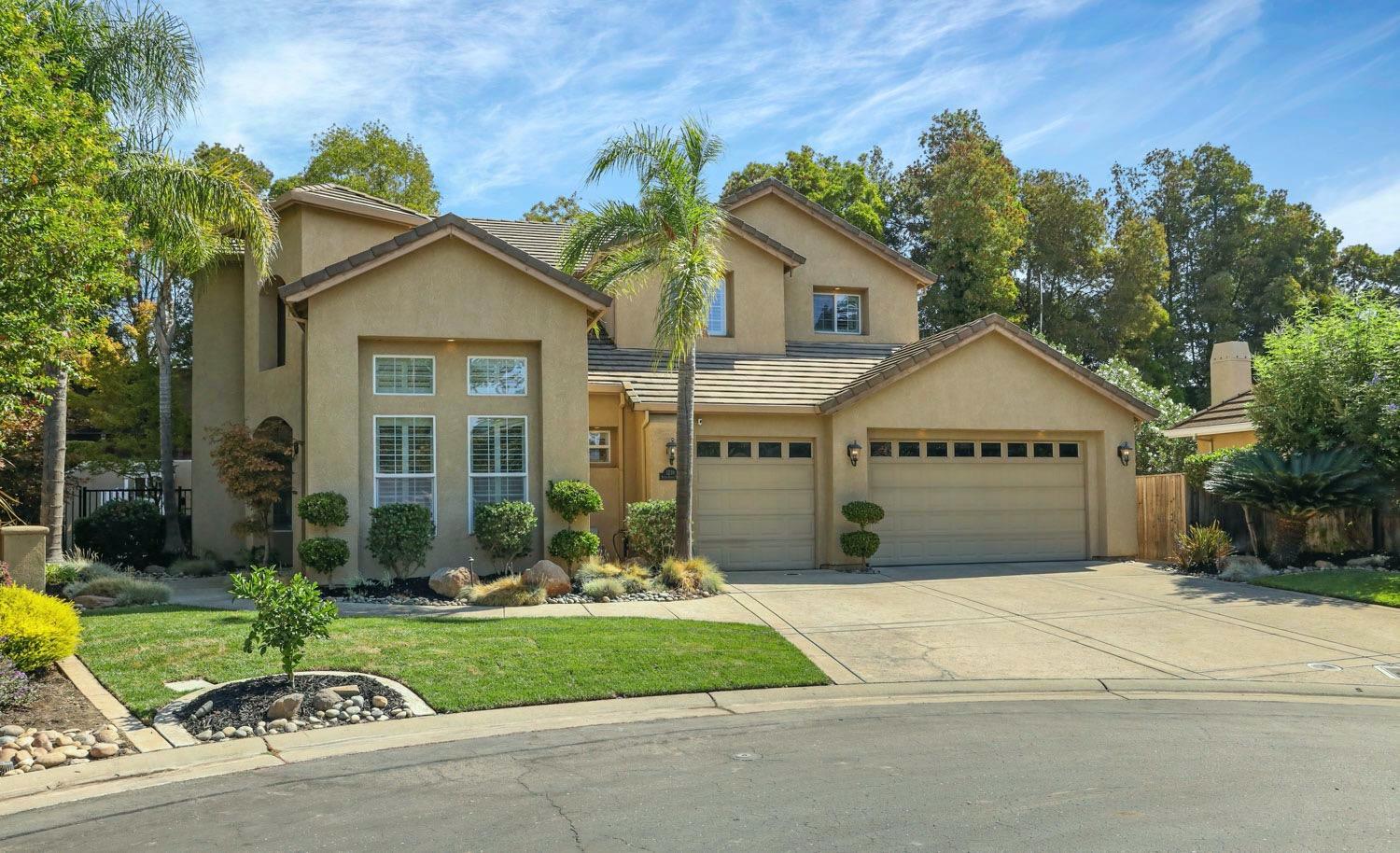 Detail Gallery Image 1 of 43 For 1238 River Pointe Dr, Lodi,  CA 95240 - 4 Beds | 3/1 Baths