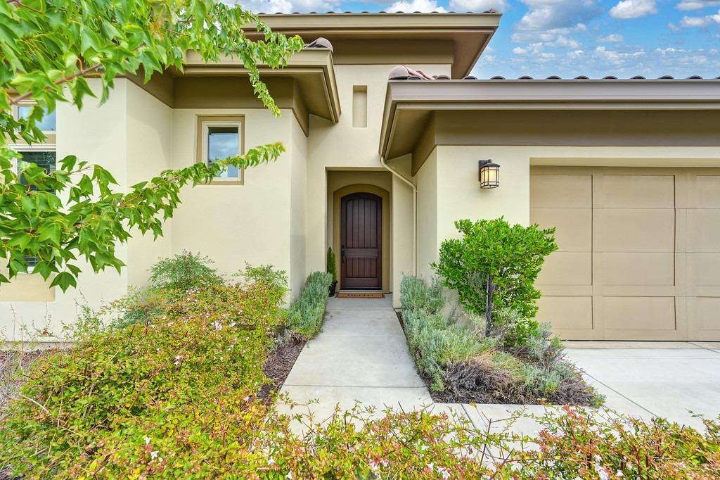 Detail Gallery Image 11 of 82 For 4003 Reni Ct, El Dorado Hills,  CA 95762 - 3 Beds | 3/1 Baths