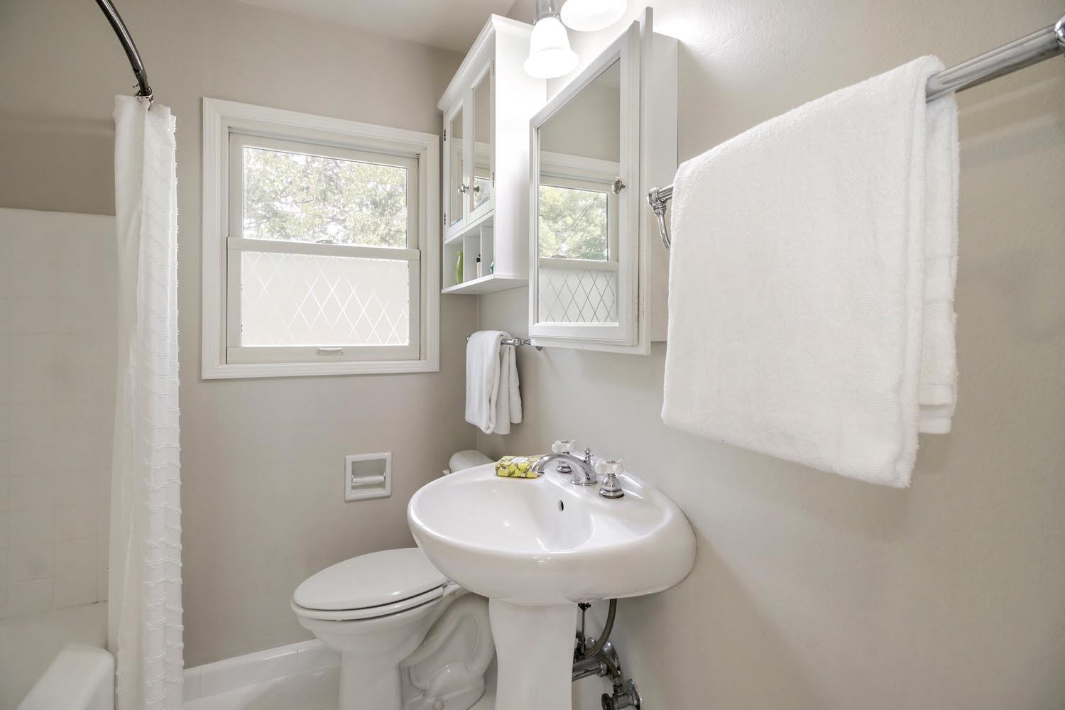 Detail Gallery Image 25 of 50 For 2335 Irvin Way, Sacramento,  CA 95822 - 2 Beds | 1 Baths