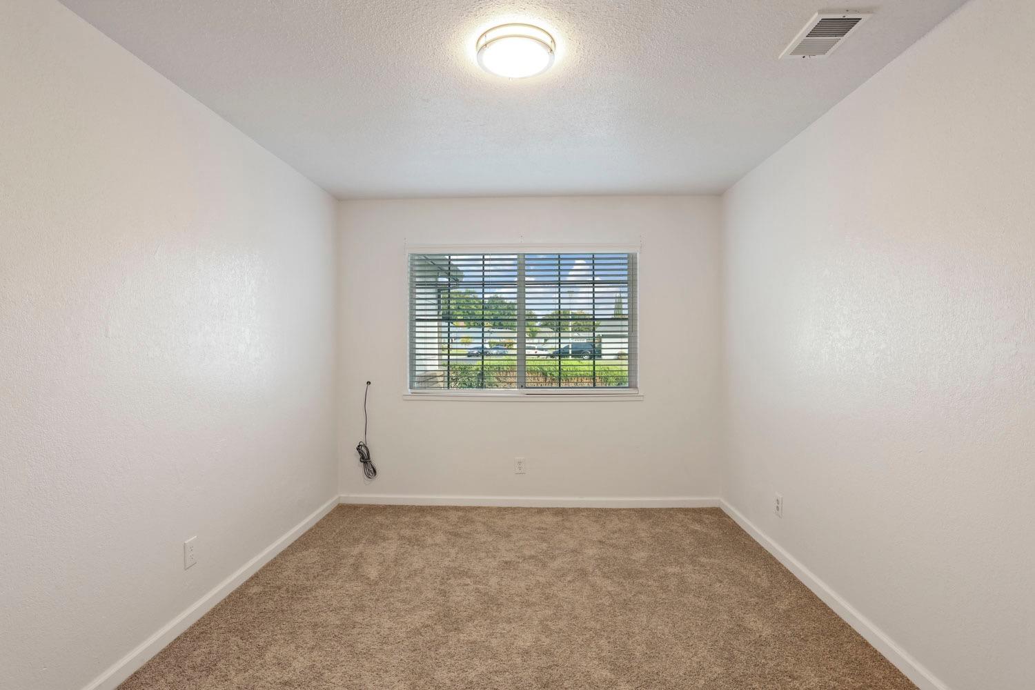 Detail Gallery Image 29 of 52 For 1469 Trailwood Ave, Manteca,  CA 95336 - 4 Beds | 2 Baths