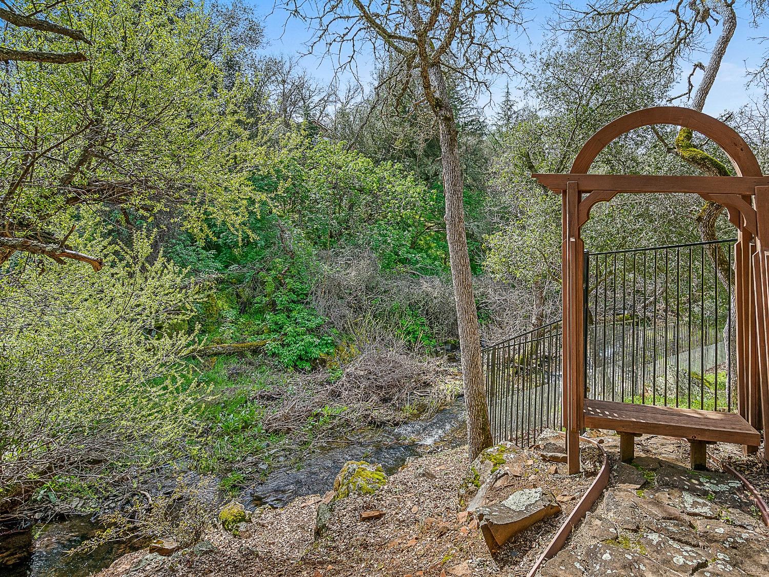 Detail Gallery Image 13 of 69 For 4188 Kilt Cir, El Dorado Hills,  CA 95762 - 5 Beds | 3 Baths