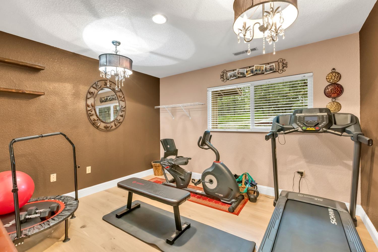 Detail Gallery Image 12 of 29 For 21960 N Manzanita Forest Dr, Colfax,  CA 95713 - 4 Beds | 2/1 Baths