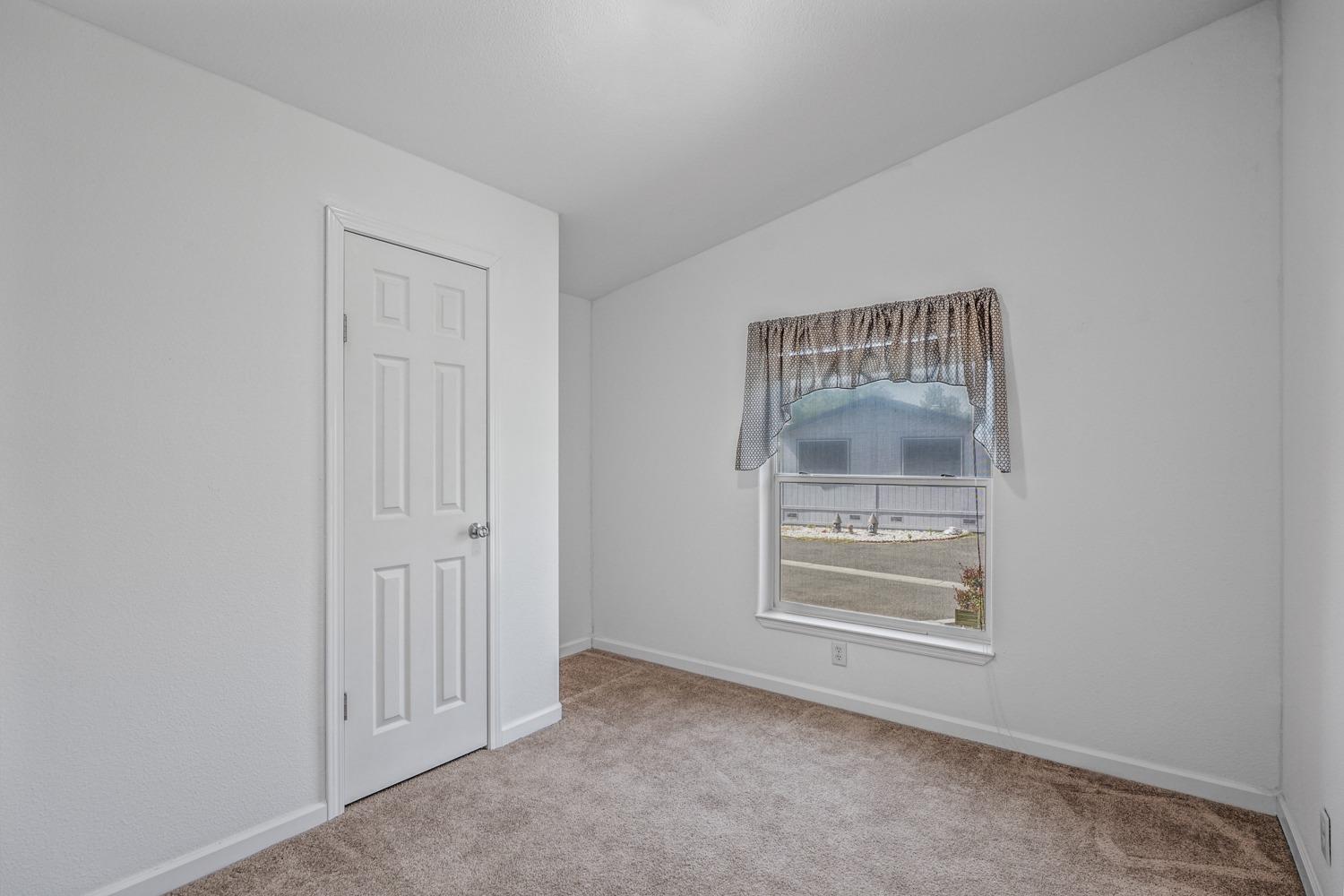 Detail Gallery Image 25 of 28 For 81 Monterey Ln 132, Folsom,  CA 95630 - 3 Beds | 2 Baths